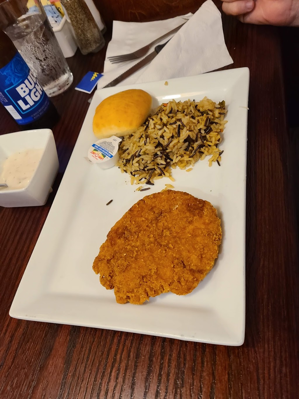 Fiddlestiks Food & Spirits Company | restaurant | 8945 US-36, Hannibal, MO 63401, USA | 5734060493 OR +1 573-406-0493