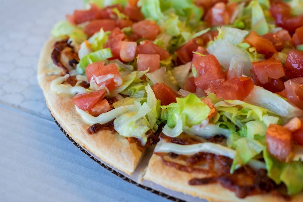 Mugs Pizza & Ribs | meal takeaway | 1695 Weiland Rd, Buffalo Grove, IL 60089, USA | 8477778182 OR +1 847-777-8182