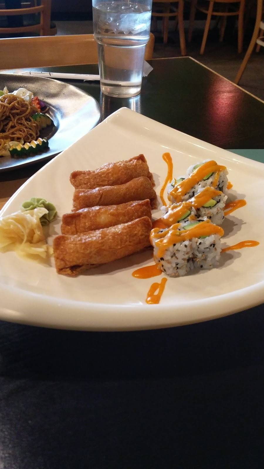 Momoya | restaurant | 3577 E New York St, Aurora, IL 60504, USA | 6305859809 OR +1 630-585-9809