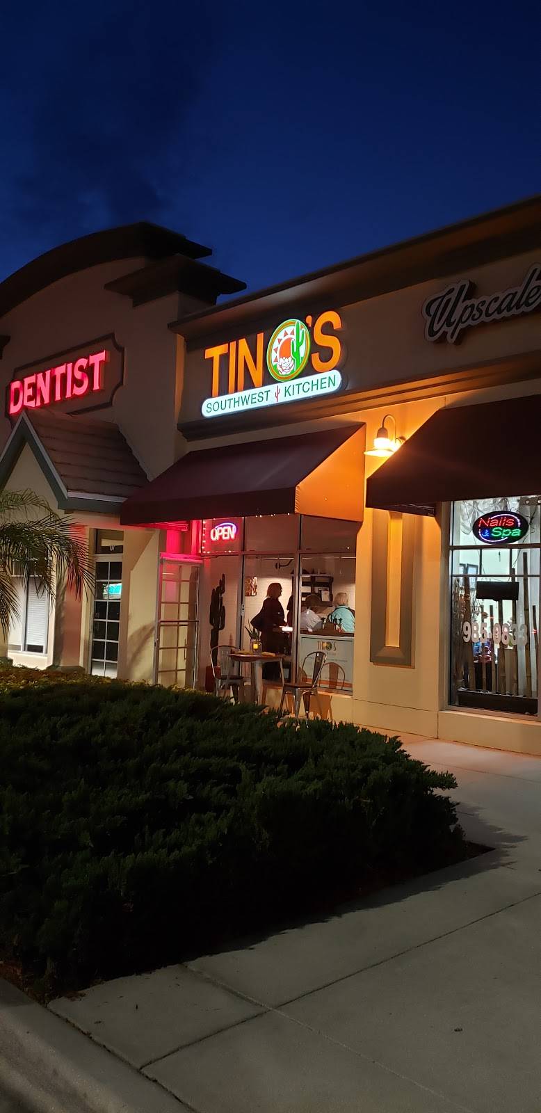 Tinos Southwest Kitchen | restaurant | 15880 Summerlin Rd #108, Fort Myers, FL 33908, USA | 2393135521 OR +1 239-313-5521