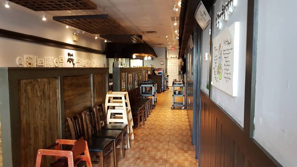 Sikgaek Korean Restaurant and Bar | restaurant | 800 Dundas St E unit A1, Mississauga, ON L4Y 2B6, Canada | 6478471030 OR +1 647-847-1030