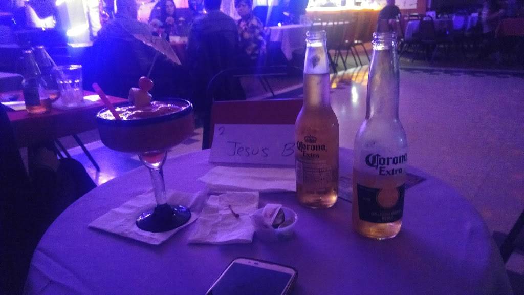 La Quinta Real Restaurant | restaurant | 3207, 400 E Compton Blvd, Compton, CA 90221, USA | 3106355256 OR +1 310-635-5256