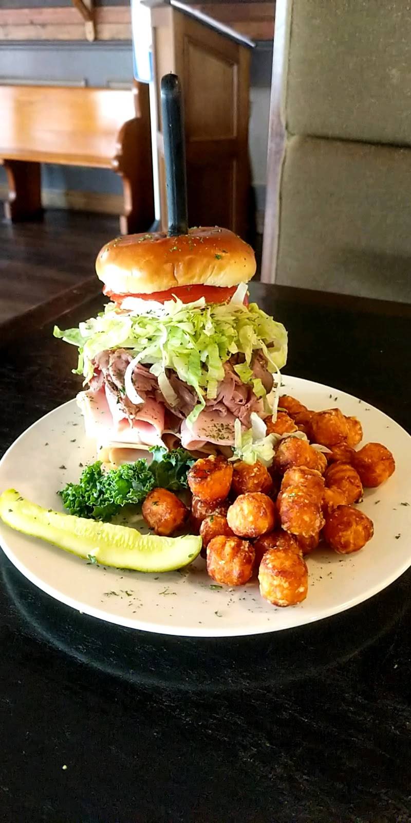 Tillies Tavern | restaurant | 31 E Magnolia Ave, Eustis, FL 32726, USA | 3526027929 OR +1 352-602-7929