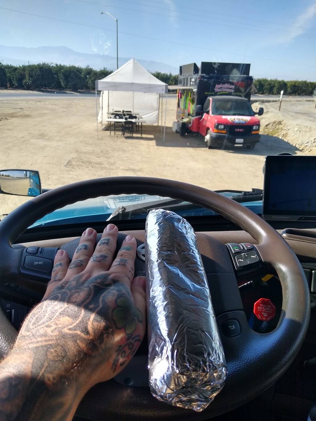 Taquizas El Primo | restaurant | 14666 Maricopa Hwy, Bakersfield, CA 93311, USA | 6614406888 OR +1 661-440-6888