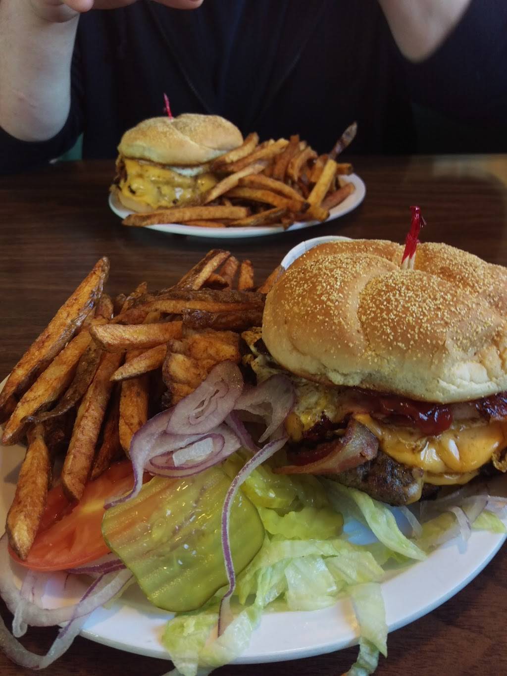 The Cafe | restaurant | 700 W Conner Ave, Fairland, OK 74343, USA | 9188485000 OR +1 918-848-5000