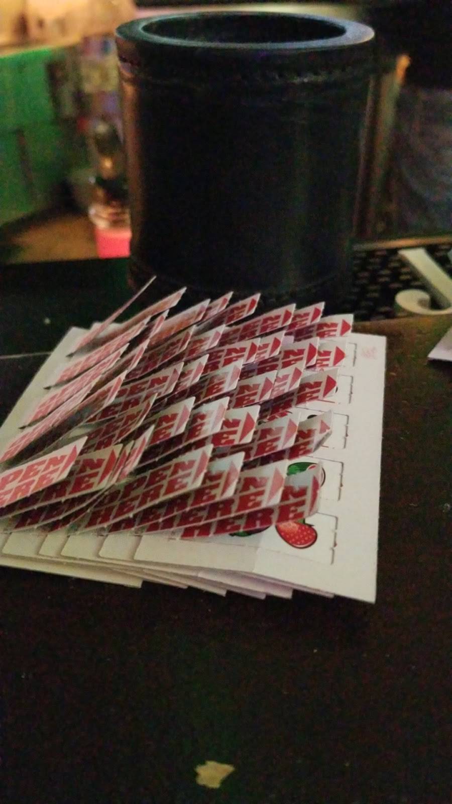 Netties Irish Pub - NIP’S | restaurant | 733 W Wisconsin Ave, Pewaukee, WI 53072, USA | 2626956477 OR +1 262-695-6477