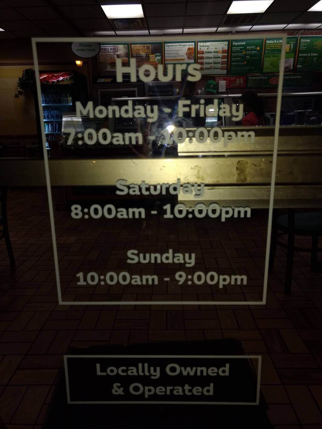 Subway | restaurant | 214 E 18th St, Tifton, GA 31794, USA | 2293865758 OR +1 229-386-5758