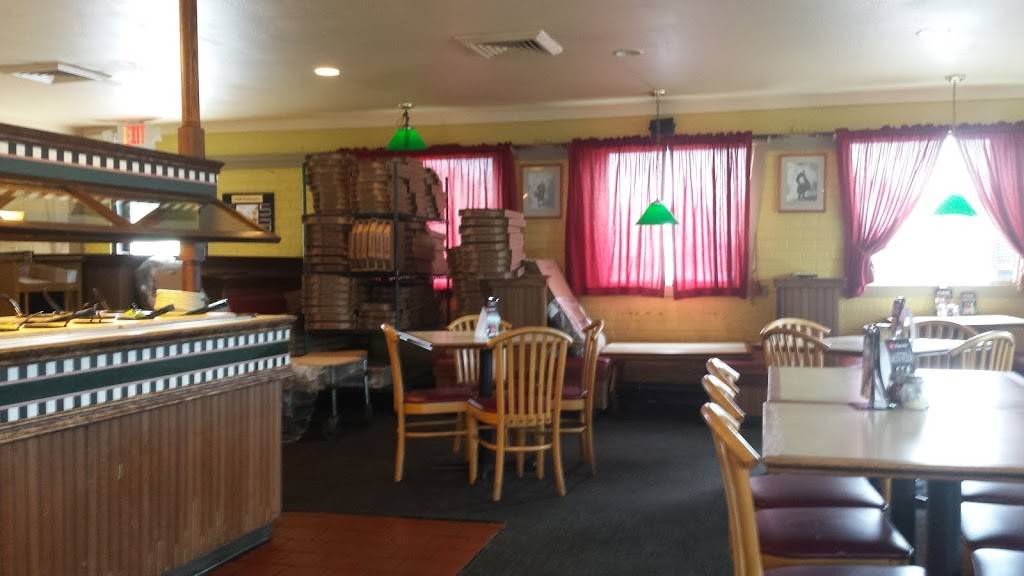 Pizza Hut | meal takeaway | 3200 S Crater Rd, Petersburg, VA 23805, USA | 8048613519 OR +1 804-861-3519