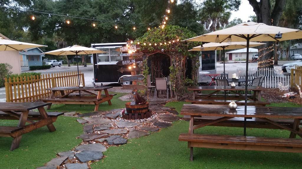 Siegfrieds Restaurant and German Biergarten | restaurant | 1869 Fruitville Rd, Sarasota, FL 34236, USA | 9413309330 OR +1 941-330-9330