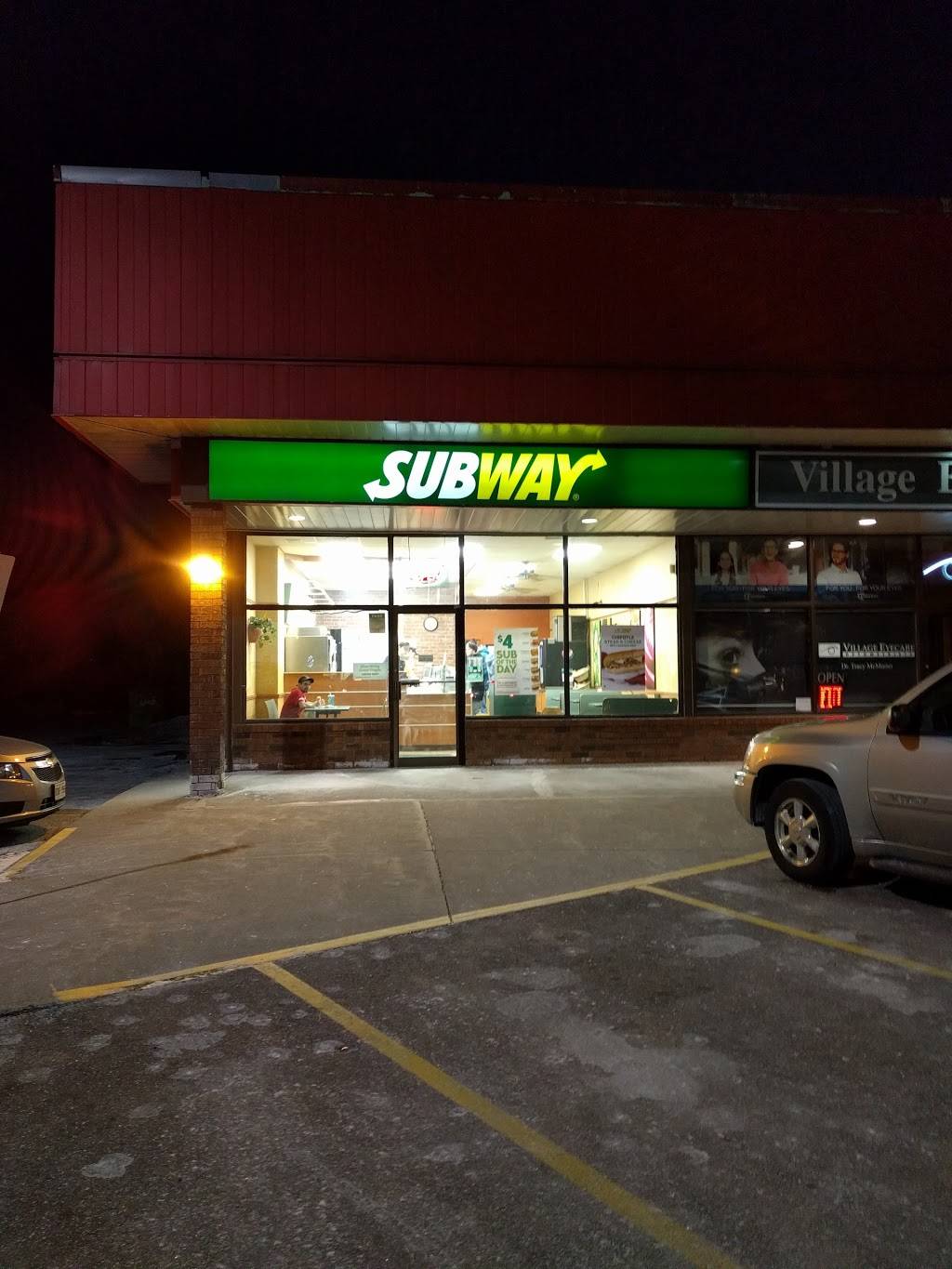 Subway | meal takeaway | County Fair Plaza, 54 Wilson St W Unit #2, Ancaster, ON L9G 3T8, Canada | 9053047827 OR +1 905-304-7827