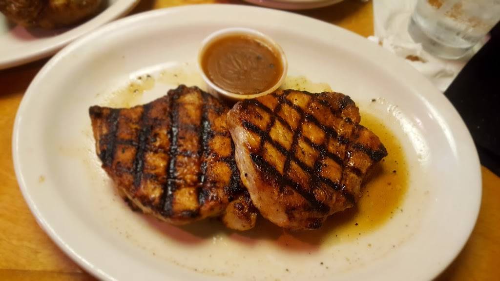 Texas Roadhouse | restaurant | 4332 Erica Greene Circle, Morristown, TN 37813, USA | 4235817896 OR +1 423-581-7896