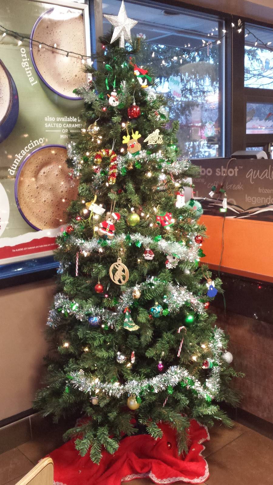 Dunkin | bakery | 1575 Main St, Willimantic, CT 06226, USA | 8604509791 OR +1 860-450-9791