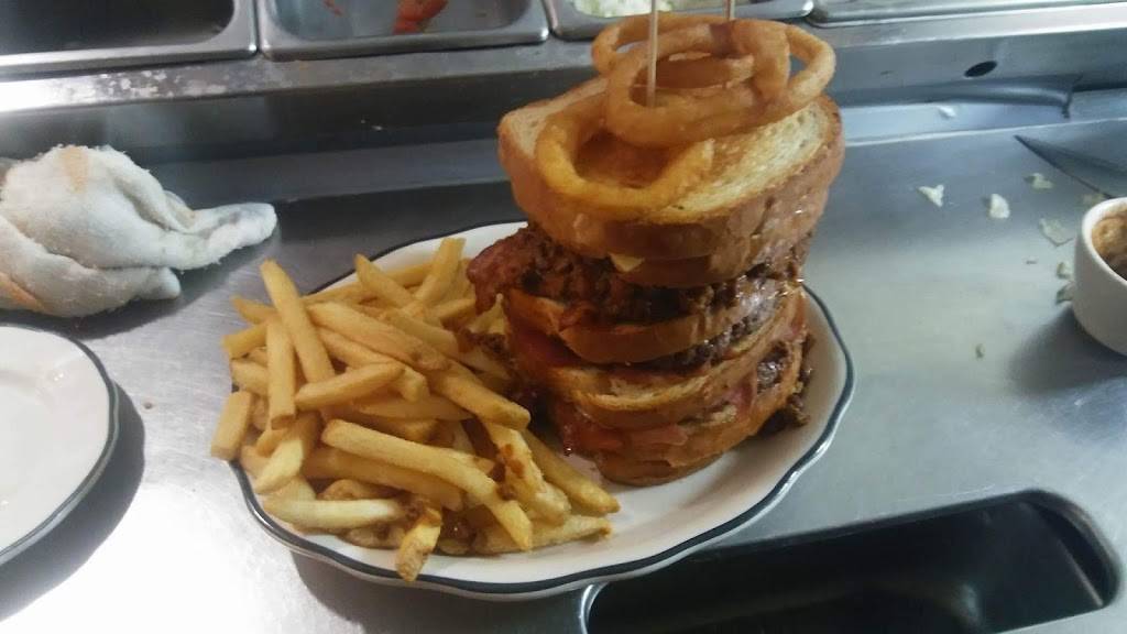 Route 34 Pub & Grub | restaurant | 1201 E Church St, Sandwich, IL 60548, USA | 8157863861 OR +1 815-786-3861