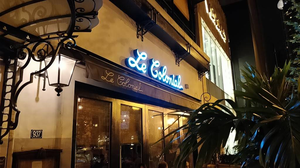 Le Colonial Chicago | restaurant | 57 E Oak St, Chicago, IL 60611, USA | 3122550088 OR +1 312-255-0088