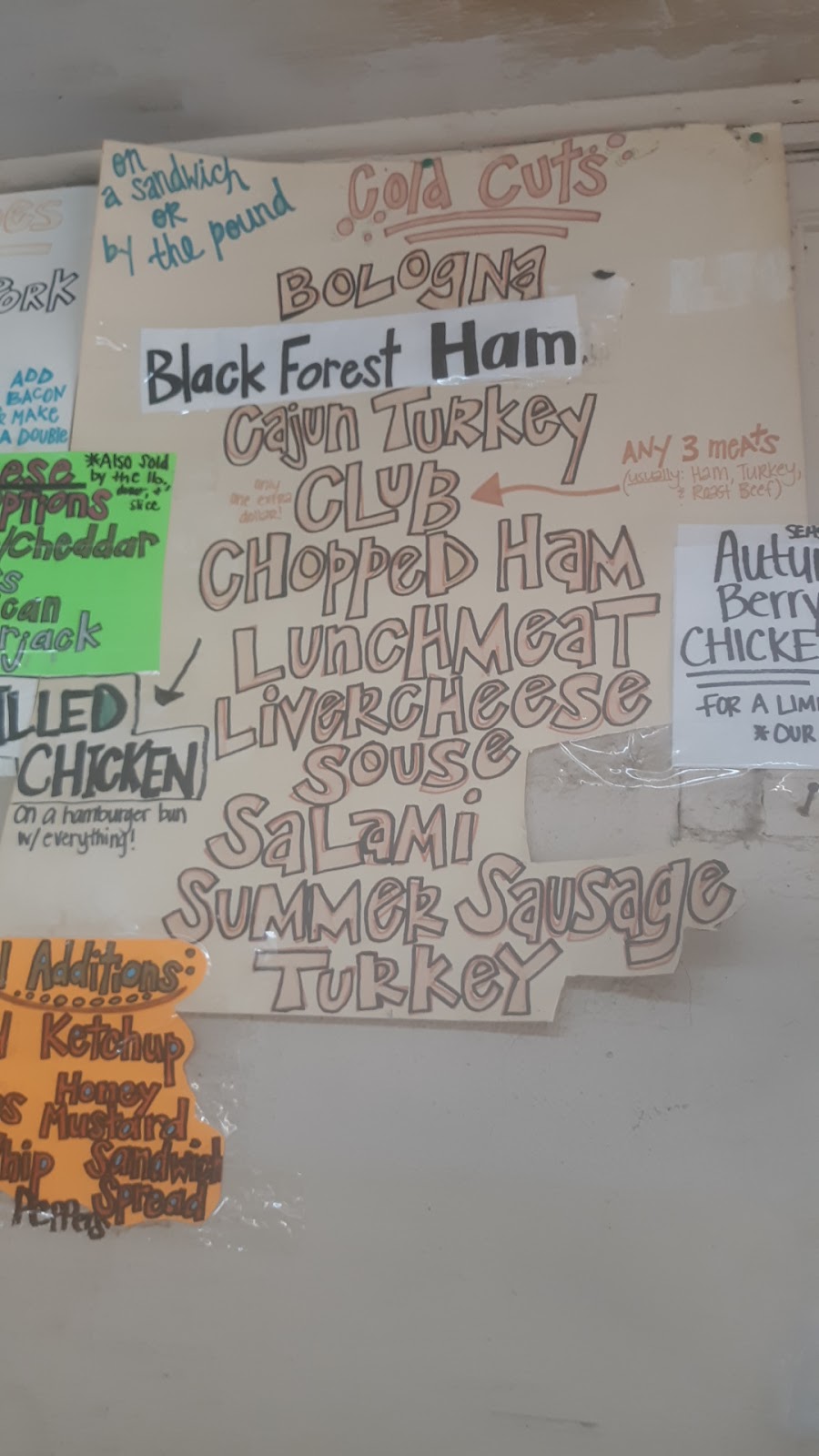 Johns Grocery | restaurant | 2033 US-80, Vicksburg, MS 39180, USA | 6016386001 OR +1 601-638-6001