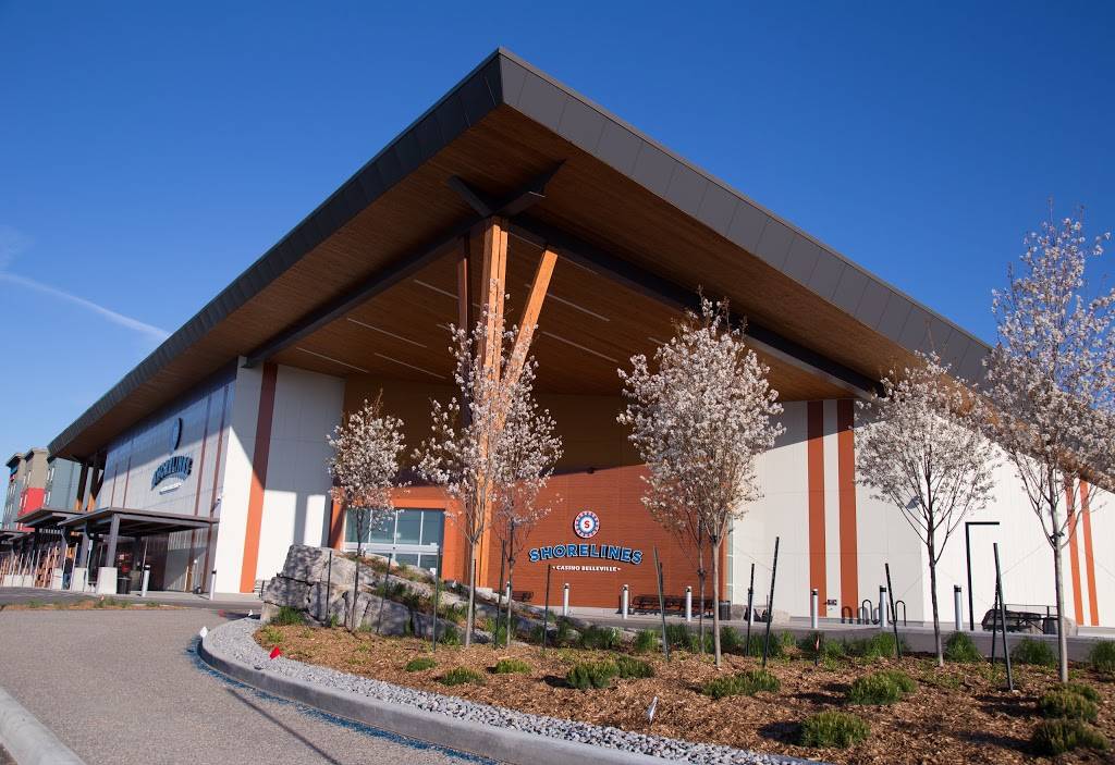 Shorelines Casino Belleville | restaurant | 380 Bell Blvd, Belleville, ON K8P 5H9, Canada | 6136899100 OR +1 613-689-9100