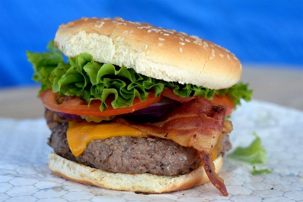 Boss Burger | restaurant | 1147 Boston Ave, Nederland, TX 77627, USA | 4097672778 OR +1 409-767-2778