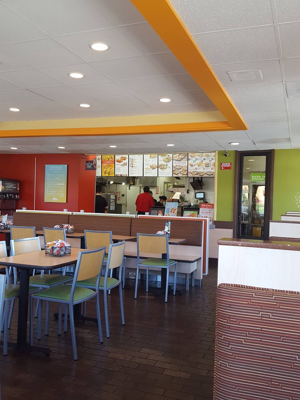 Del Taco | meal takeaway | 2200 Arden Way, Sacramento, CA 95825, USA | 9169200541 OR +1 916-920-0541