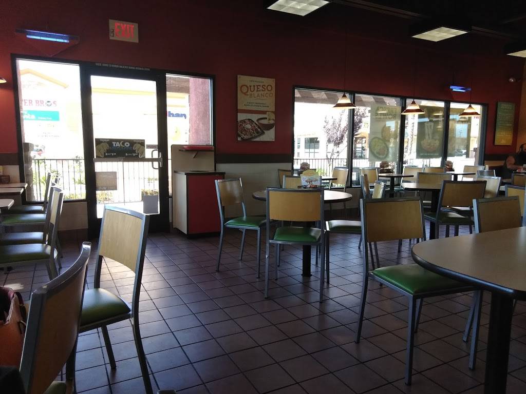 Del Taco | meal takeaway | 1231 State St, San Jacinto, CA 92583, USA | 9514876281 OR +1 951-487-6281