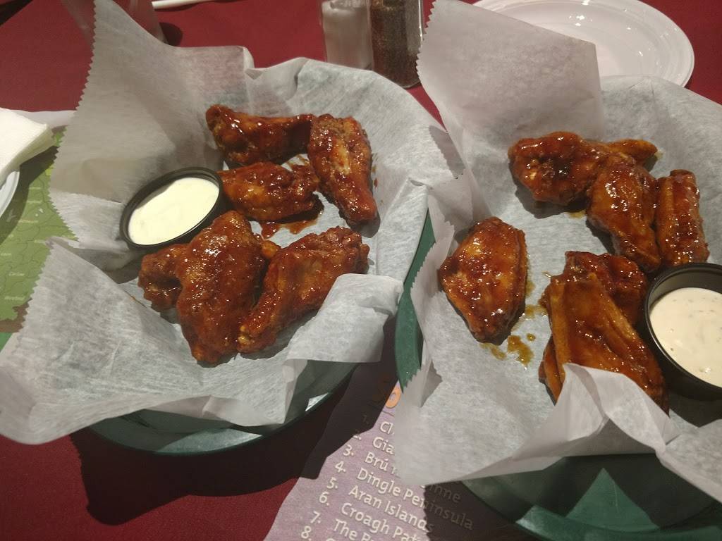 Patricks Pub | restaurant | 381 Smith St, Providence, RI 02908, USA | 4017511553 OR +1 401-751-1553