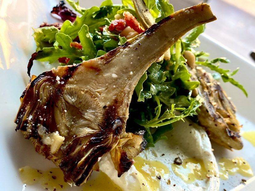 T42 | restaurant | 27W371 North Ave, Carol Stream, IL 60185, USA | 6305200593 OR +1 630-520-0593