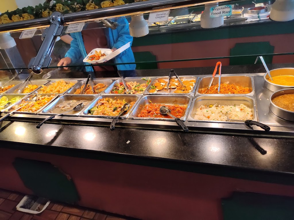 China Wok Buffet | restaurant | 4411 S White Mountain Rd # B3, Show Low, AZ 85901, USA | 9285328383 OR +1 928-532-8383