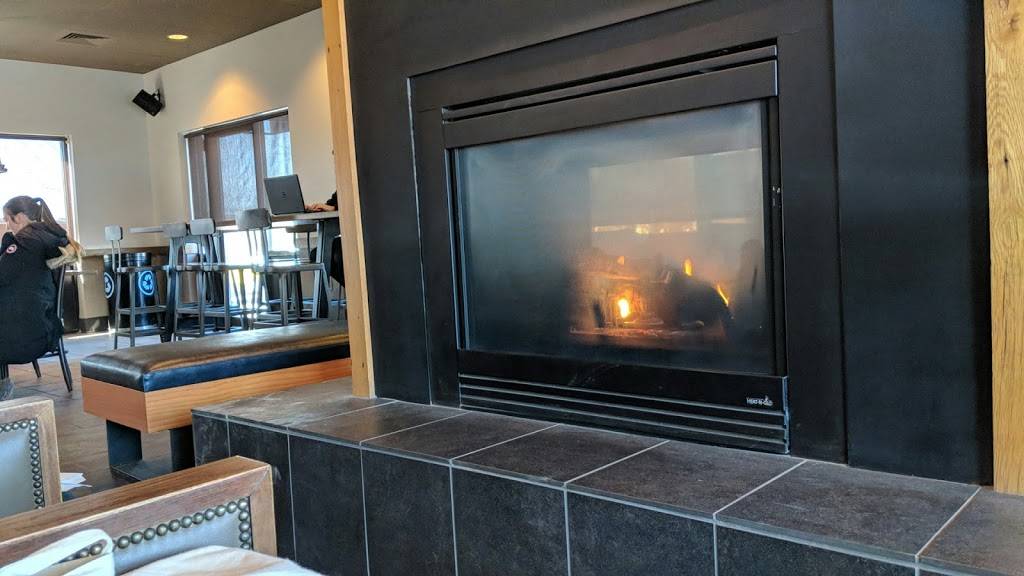 Starbucks | cafe | 38 Bangor Mall Blvd, Bangor, ME 04401, USA | 2072620490 OR +1 207-262-0490