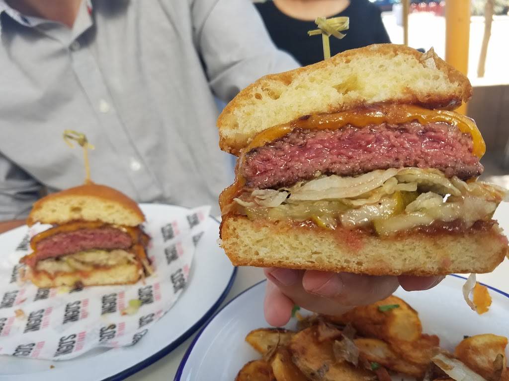 Ingos Tasty Food | restaurant | 4502 N 40th St, Phoenix, AZ 85018, USA | 6027952884 OR +1 602-795-2884