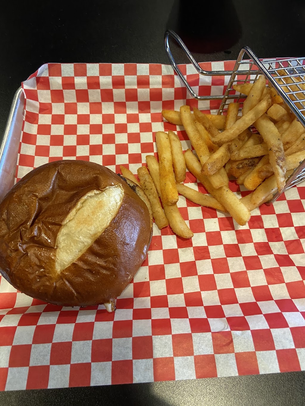 Prodigy Burger Bar - 96th Street | restaurant | 3905 E 96th St Suite c, Indianapolis, IN 46240, USA | 3173432974 OR +1 317-343-2974