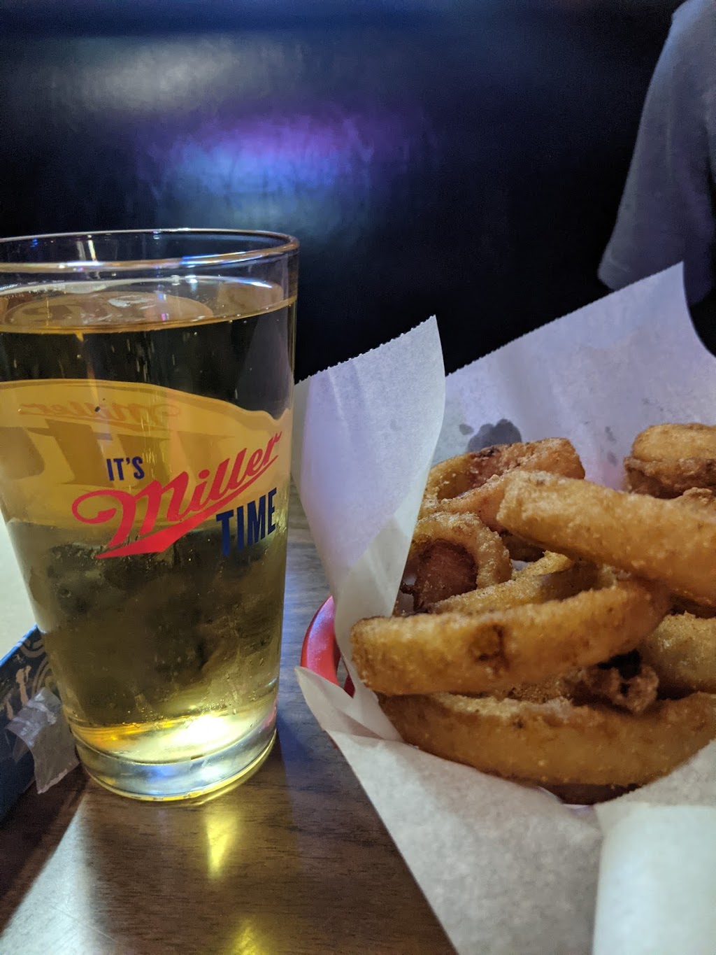 Twin City Tavern | restaurant | 1815 Westport Rd, Kansas City, MO 64111, USA | 8165312141 OR +1 816-531-2141