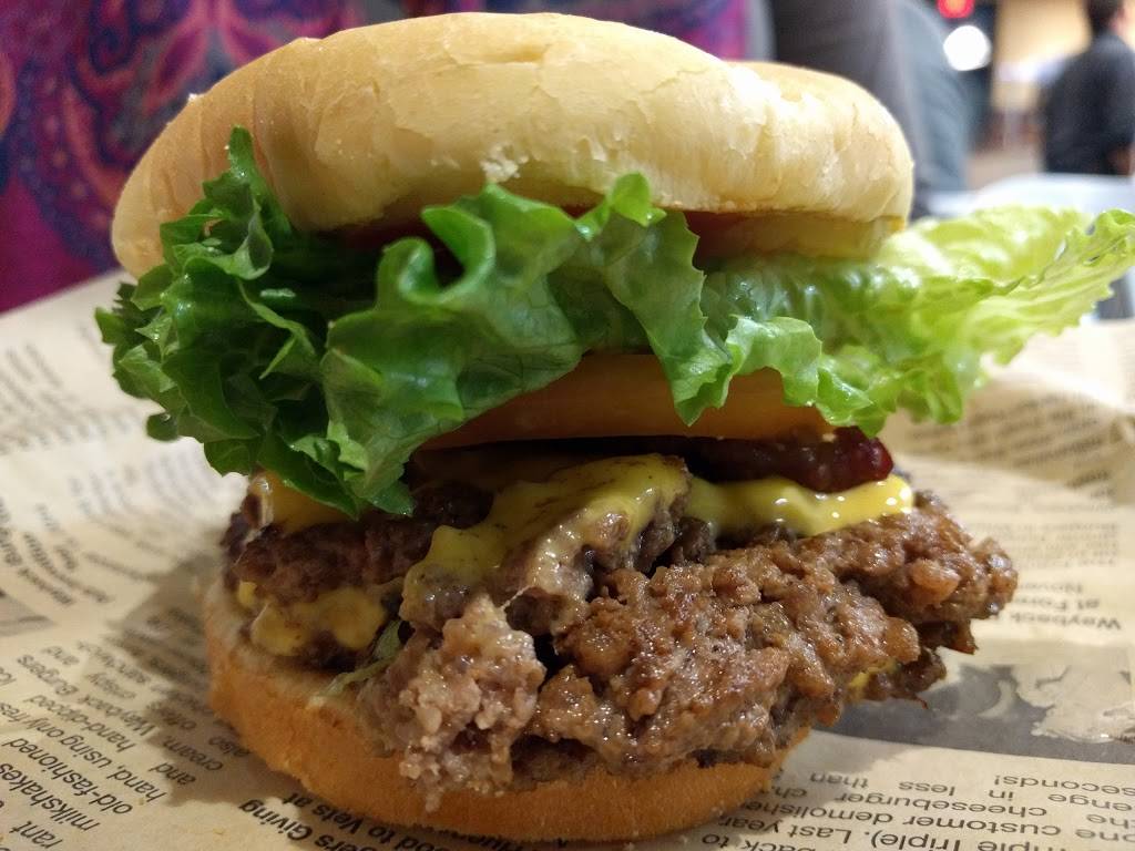 Wayback Burgers | restaurant | 9250 Fairway Dr, Roseville, CA 95678, USA | 9167719416 OR +1 916-771-9416