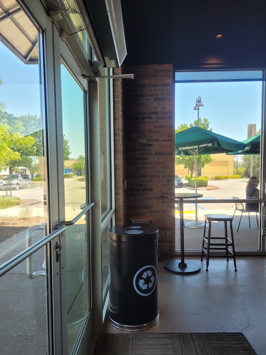 Starbucks | cafe | 2429 Golden Hill Rd, Paso Robles, CA 93446, USA | 8056355090 OR +1 805-635-5090