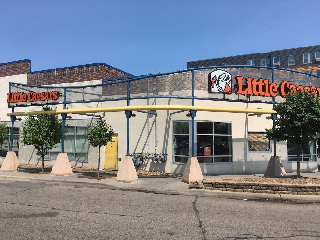 Little Caesars Pizza | meal takeaway | 2218 E Lake St, Minneapolis, MN 55407, USA | 6123332201 OR +1 612-333-2201
