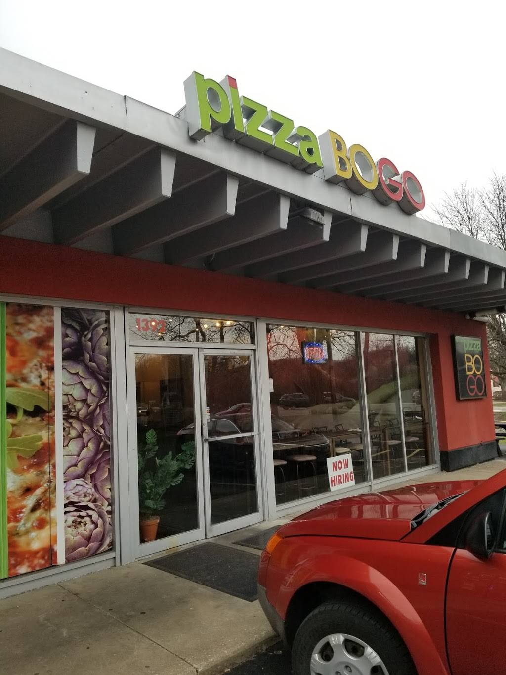 pizzaBOGO | restaurant | 1392 N Portage Path, Akron, OH 44313, USA | 3308657777 OR +1 330-865-7777