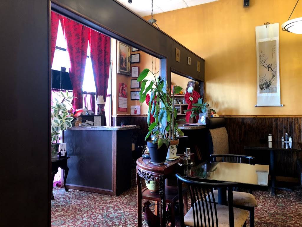 Golden Rooster | restaurant | 248 Dove Run Centre Dr, Middletown, DE 19709, USA | 3023768206 OR +1 302-376-8206