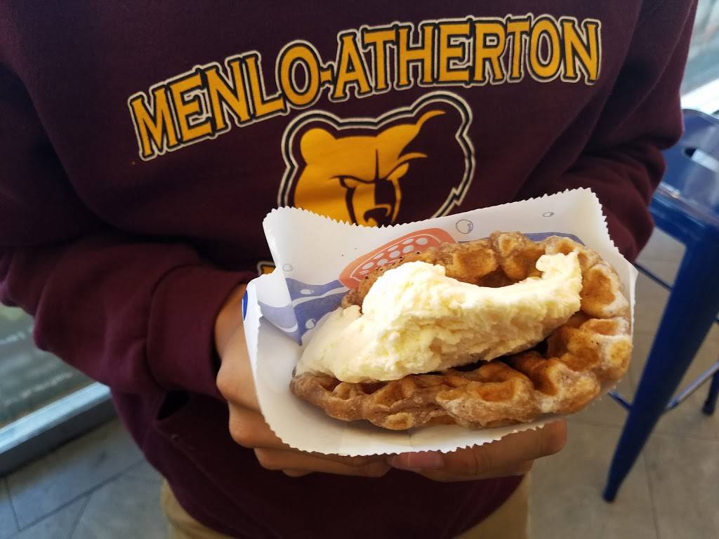 Quickly | restaurant | 2116 Irving Street (Cross, 22nd Ave, San Francisco, CA 94122, USA | 4156651000 OR +1 415-665-1000