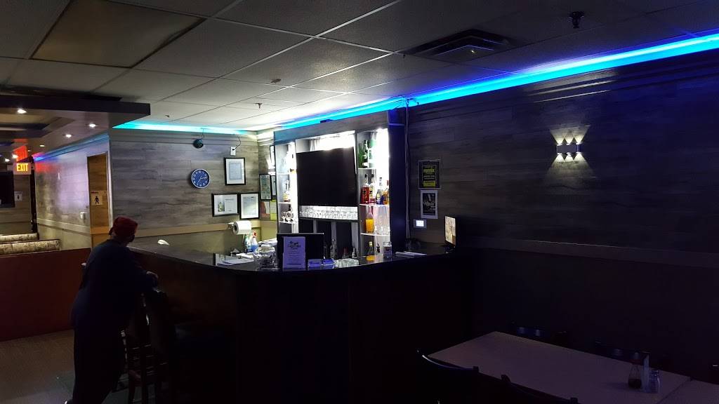 Caribbean Cove | restaurant | 3585 Keele St Unit #5, North York, ON M3J 3H5, Canada | 4166357997 OR +1 416-635-7997