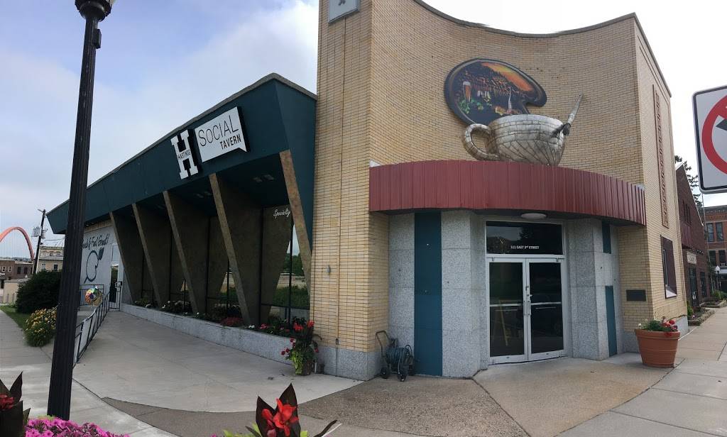 Hastings social tavern | restaurant | 111 3rd St E, Hastings, MN 55033, USA | 6513190238 OR +1 651-319-0238