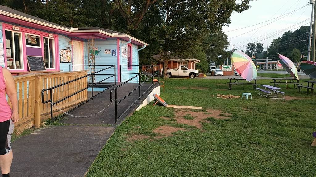 Pelicans Snowballs | restaurant | Marietta, GA 30066, USA | 6784946336 OR +1 678-494-6336