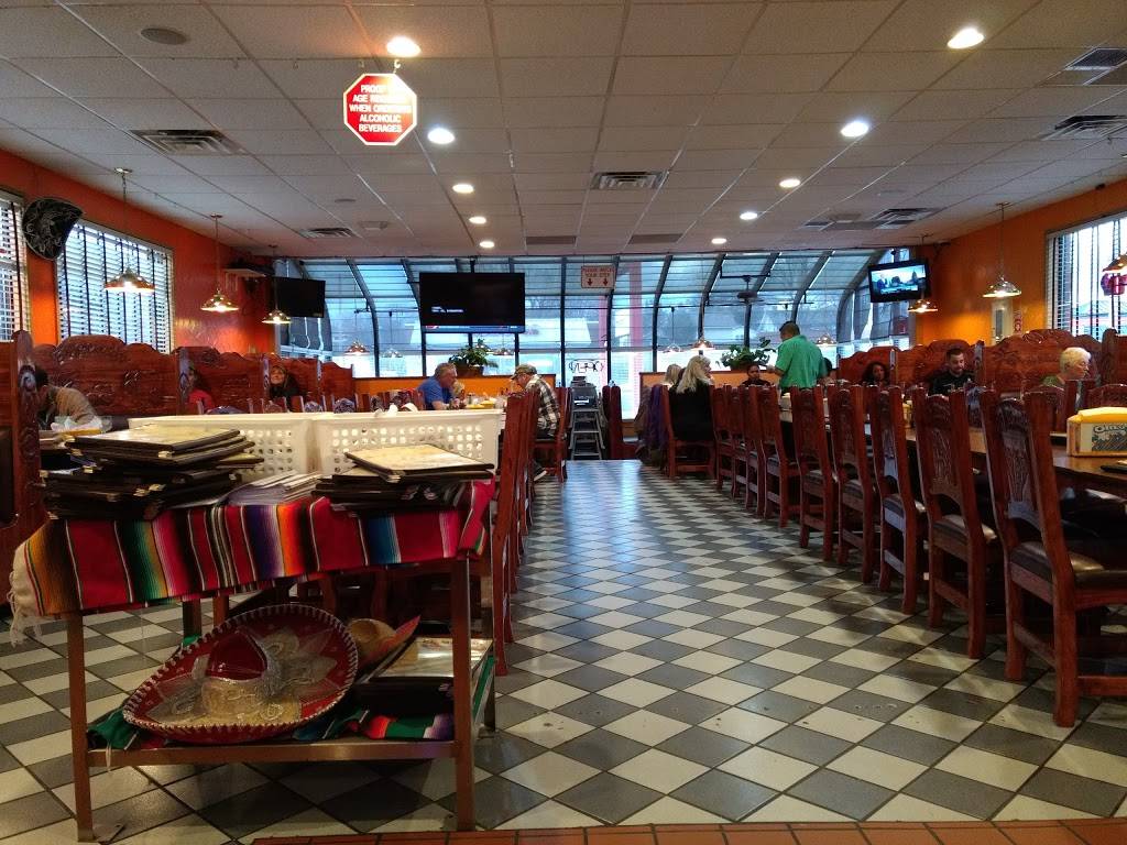 El Rincon Canton | restaurant | 3212 Tuscarawas St W, Canton, OH 44708, USA | 3304539200 OR +1 330-453-9200