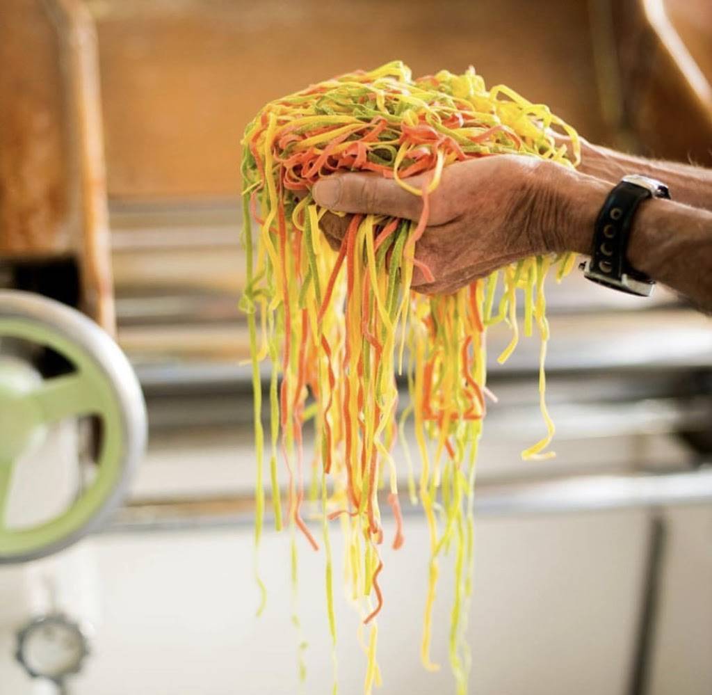 Mr Pasta | restaurant | 7311 Collins Ave, Miami Beach, FL 33141, USA | 3058668020 OR +1 305-866-8020