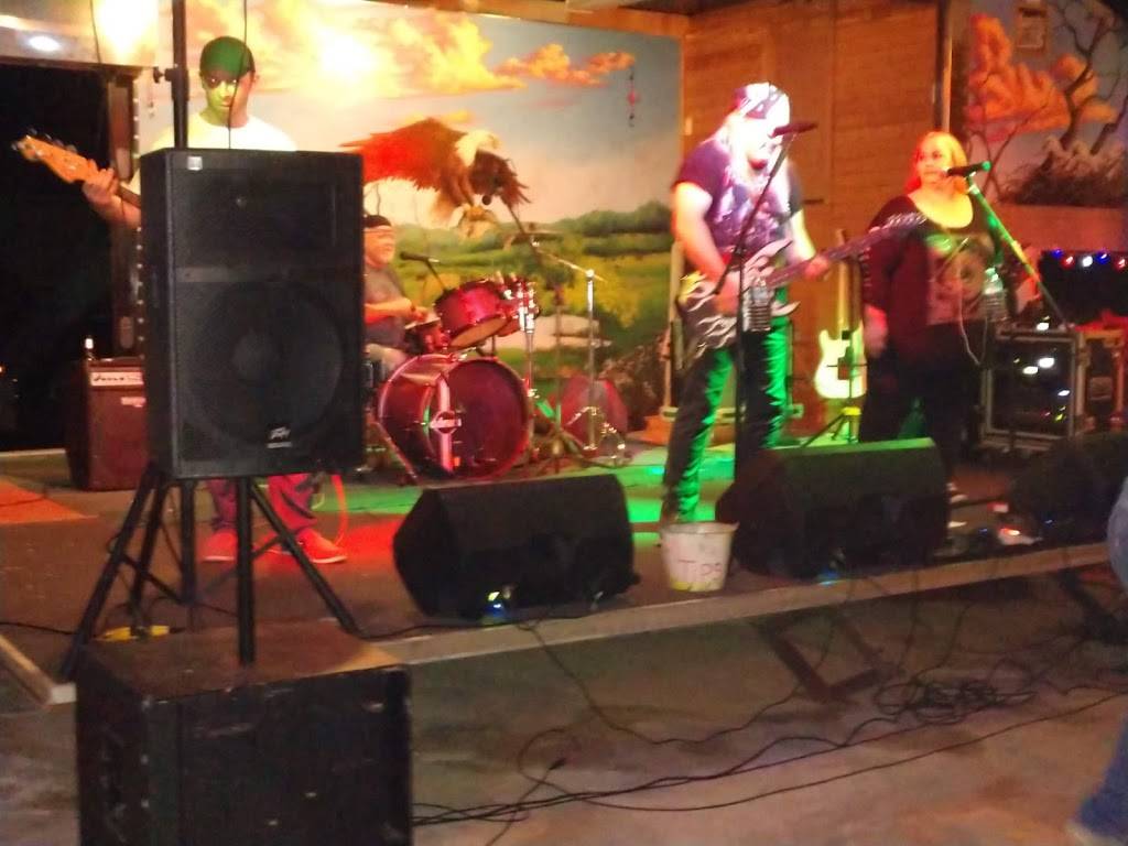 Cherokee Hills Ranch | restaurant | 301 Cherokee Hills Dr, Buchanan, TN 38222, USA | 7312326045 OR +1 731-232-6045