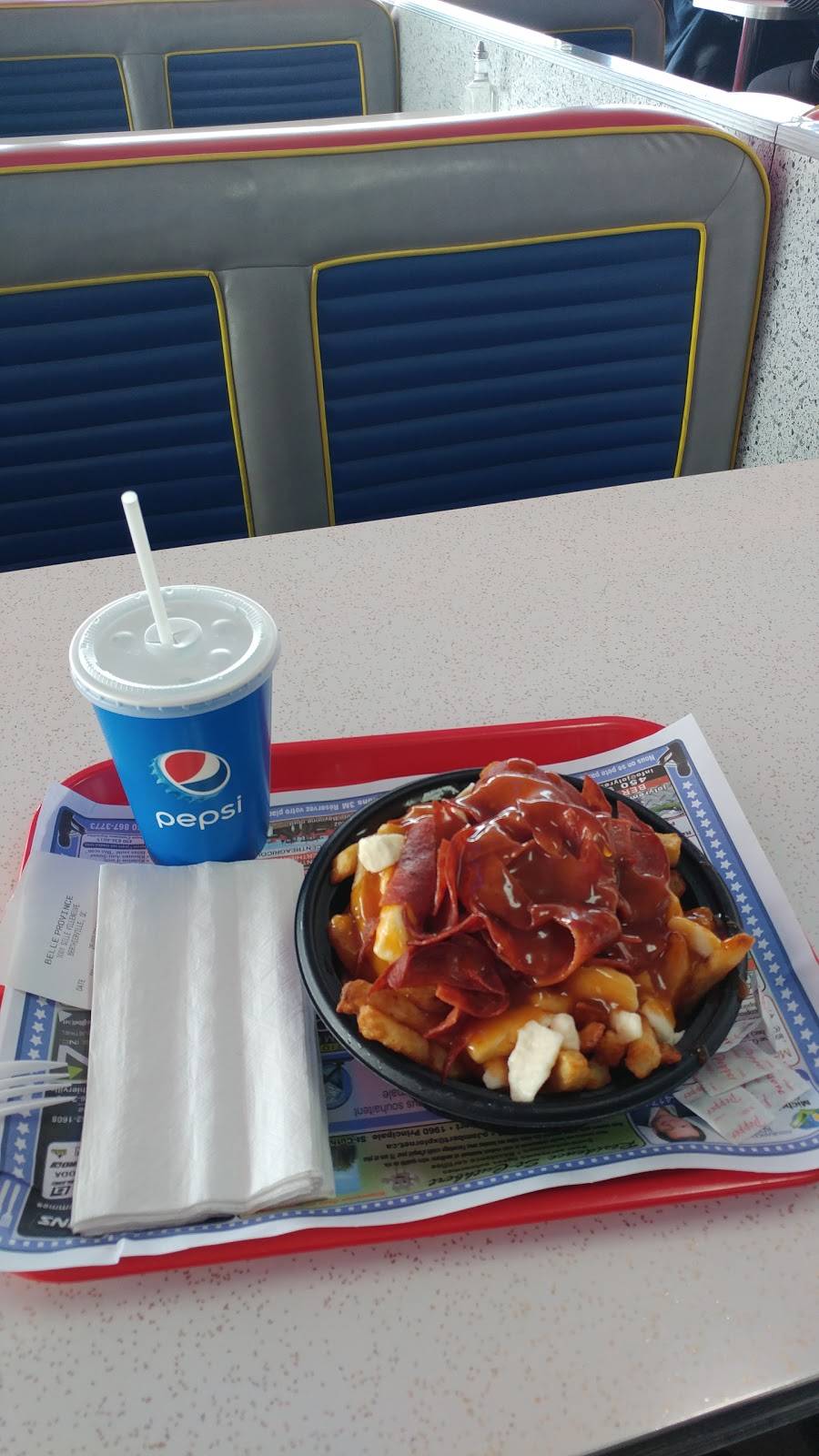 Restaurant La Belle Province | restaurant | 1001 Avenue Gilles Villeneuve, Berthierville, QC J0K 1A0, Canada | 4508361515 OR +1 450-836-1515