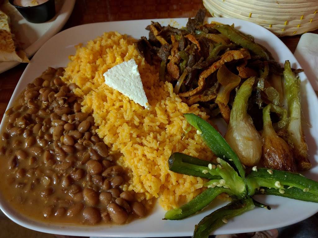 Los Jimenez Mexican | restaurant | 2654 S 6th St, Philadelphia, PA 19148, USA | 2677738440 OR +1 267-773-8440