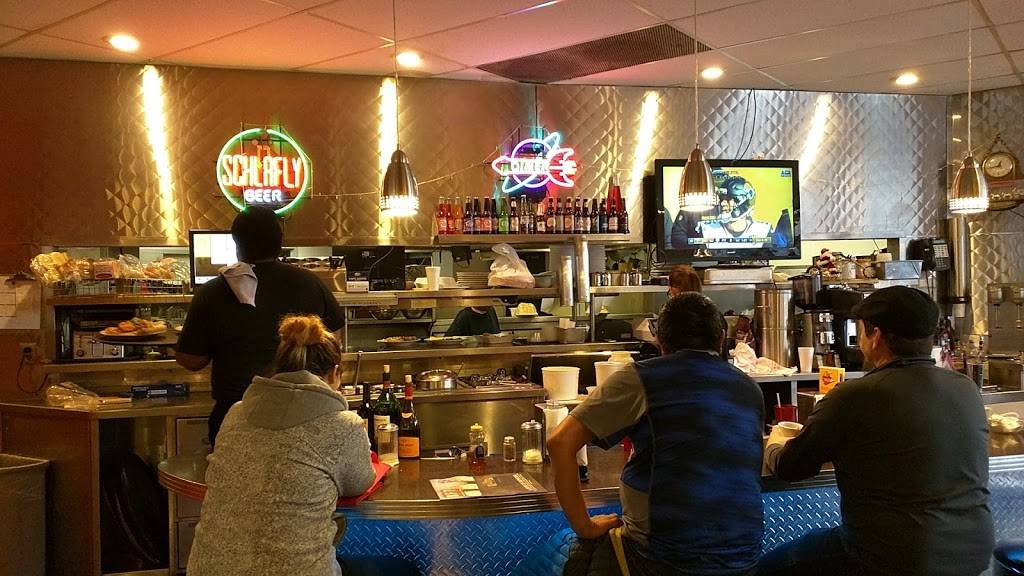 City Diner South Grand | restaurant | 3139 S Grand Blvd, St. Louis, MO 63118, USA | 3147726100 OR +1 314-772-6100