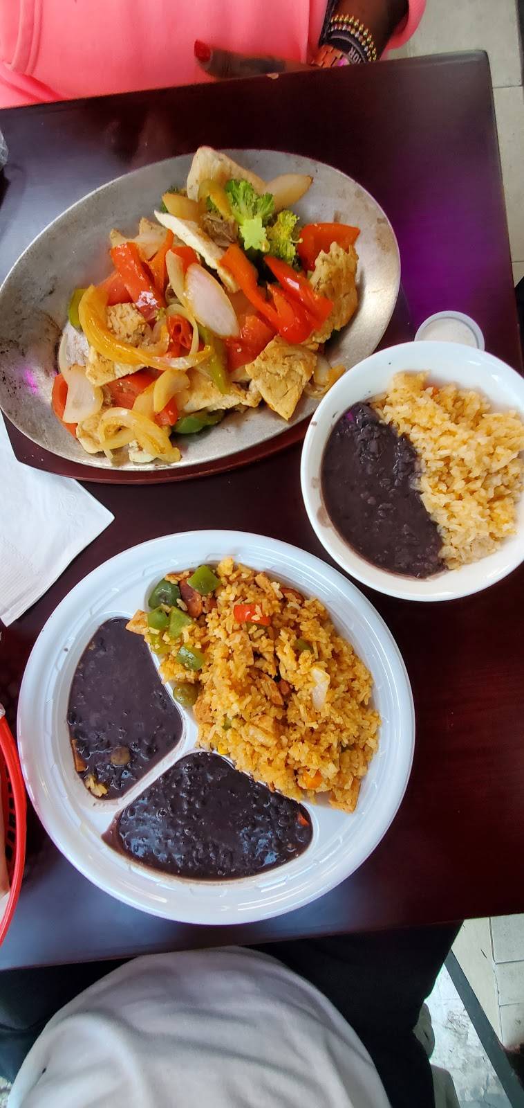 La Guadalupe Restaurant | restaurant | 179 E 115th St, New York, NY 10029, USA | 2125107994 OR +1 212-510-7994