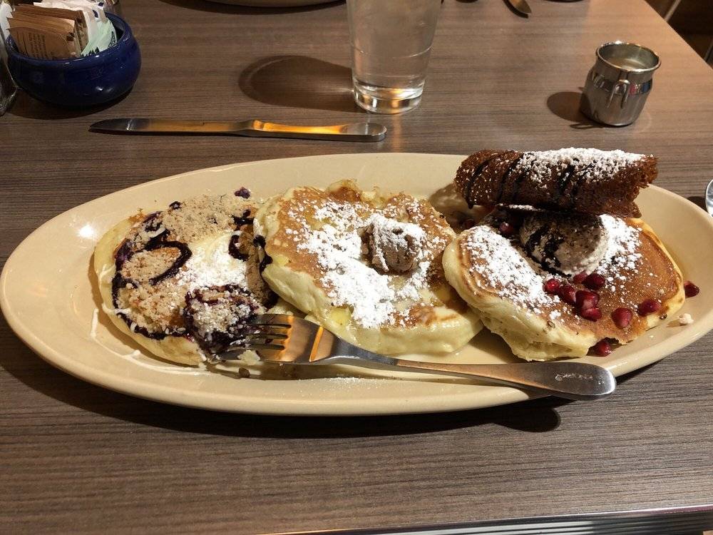 Snooze an A.M. Eatery | restaurant | 3211 Oak Lawn Ave Suite A, Dallas, TX 75219, USA | 4694807250 OR +1 469-480-7250