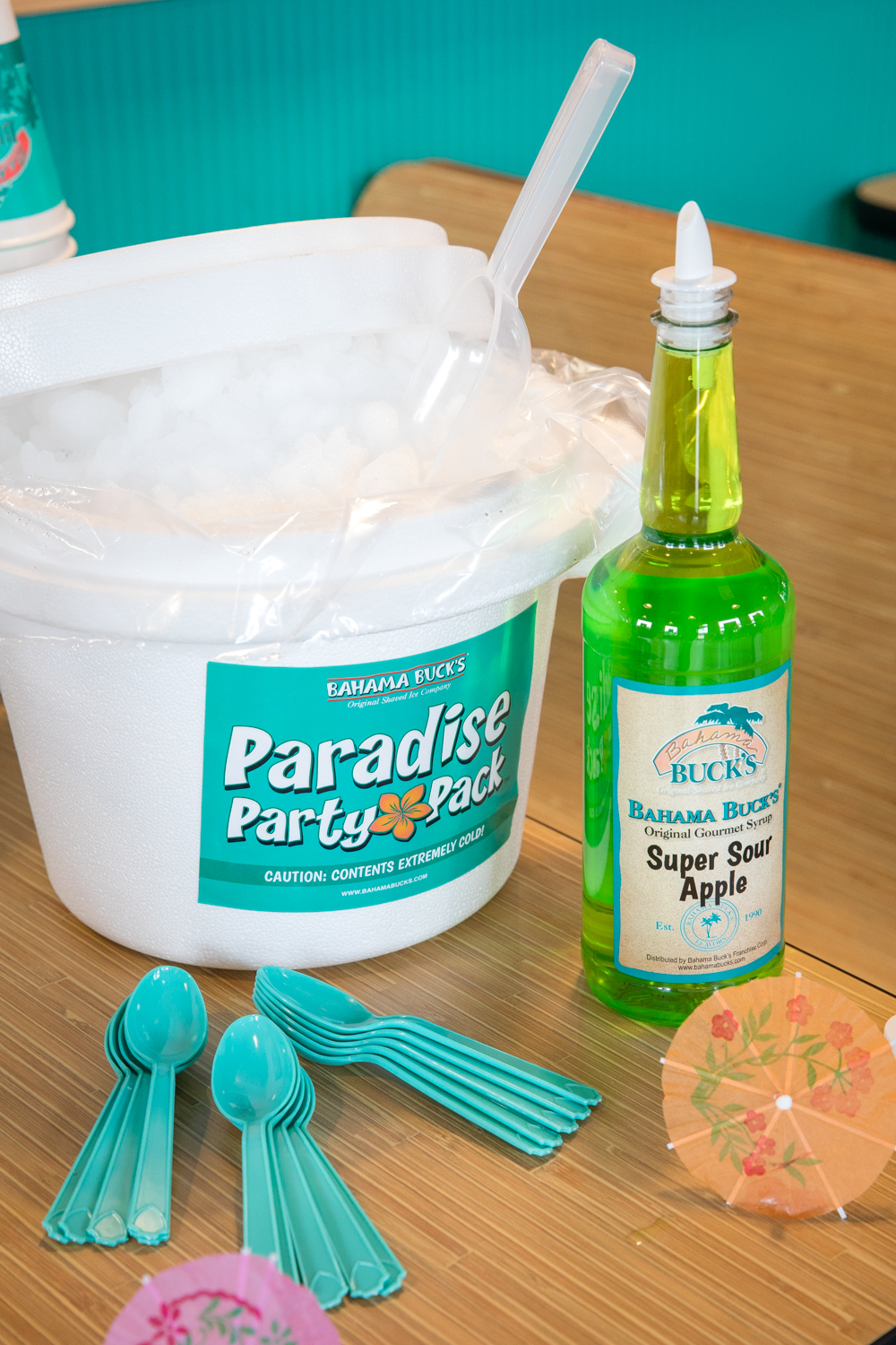 Bahama Bucks - Austin | restaurant | 105 E Stassney Ln #200, Austin, TX 78745, USA | 5127614870 OR +1 512-761-4870