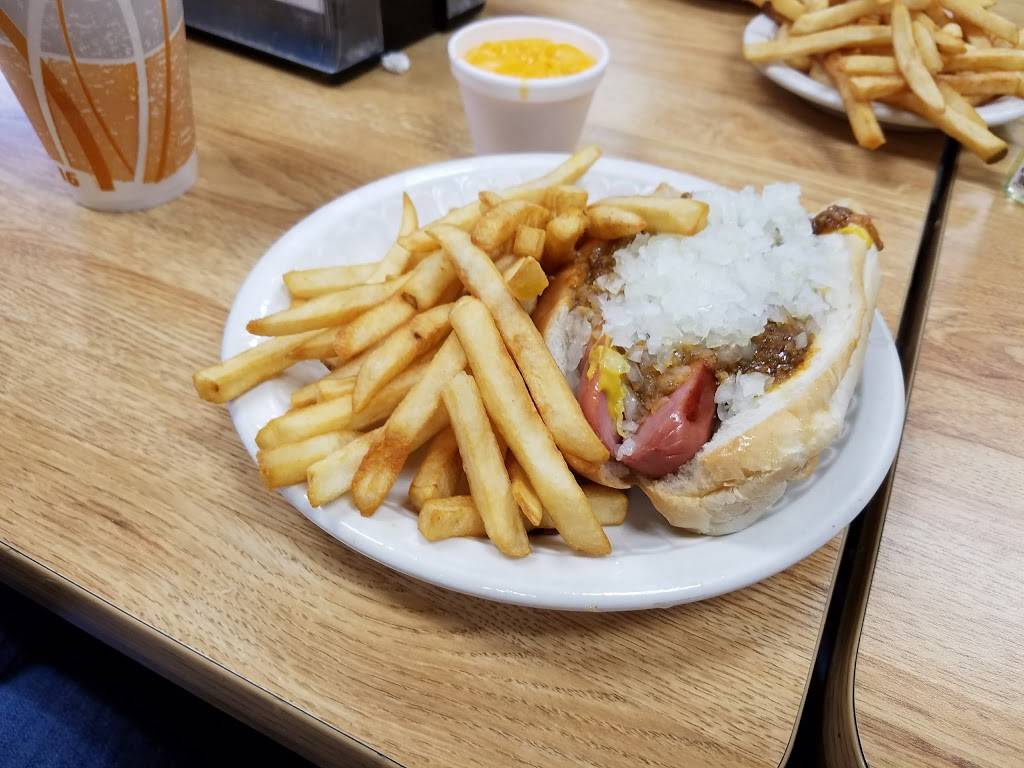 Famous Hot Weiner North Inc | restaurant | 160 Dart Dr, Hanover, PA 17331, USA | 7176322424 OR +1 717-632-2424