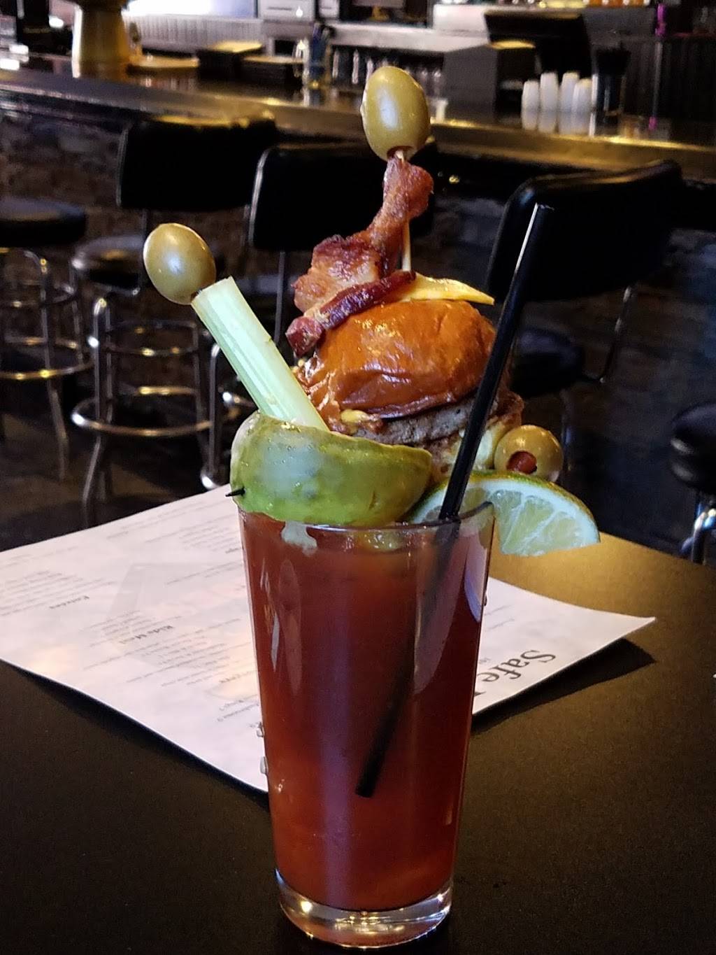 Safe House Bar & Grill | restaurant | 101 S Court St, Crown Point, IN 46307, USA | 2197799307 OR +1 219-779-9307